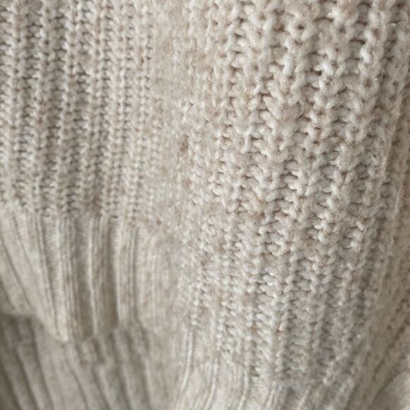 AE American Eagle Oversized Dreamspun Crew Neck Sweater‎ S Cream - Picture 2 of 5